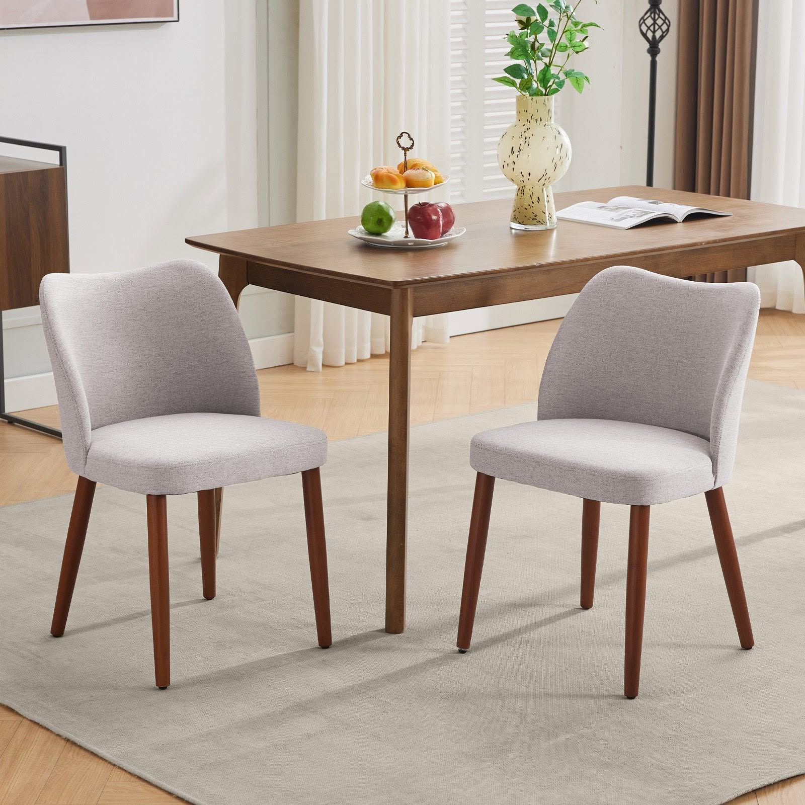 Par de sillas de comedor estilo mid-century